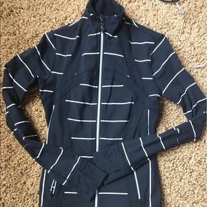 Lululemon sailor Stripe define 4