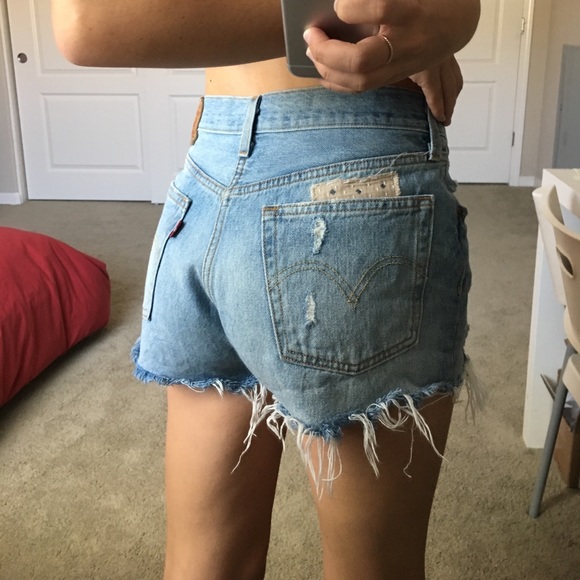 levi's 501 shorts - Picture 2 of 3