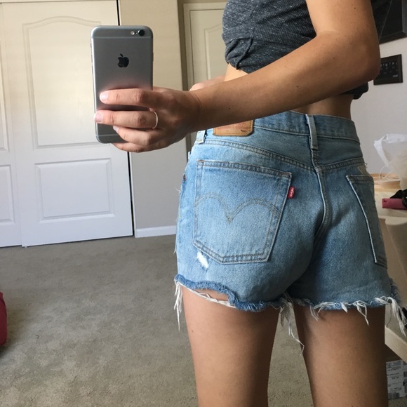 levi's 501 shorts - Picture 3 of 3