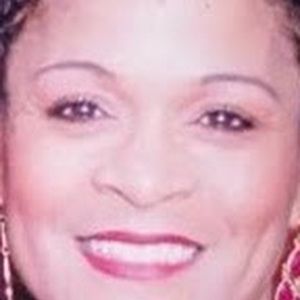 Meet your Posher, Emogene