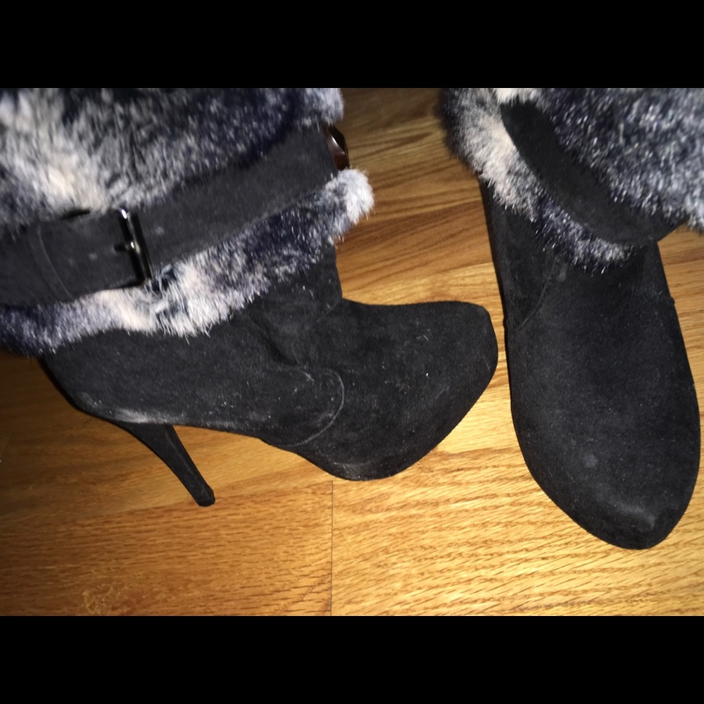 Boots - Picture 3 of 3