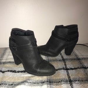 Lauren Conrad booties size 8.5 hardly used