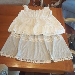 Boho sleeveless blouse and trimmed skirt