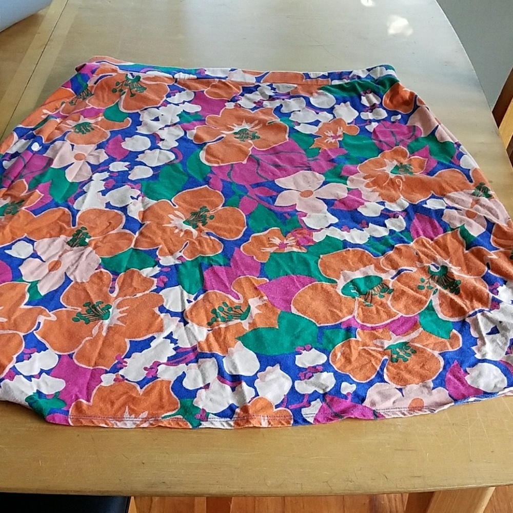 ☇FlashSale!☇Talbots floral skirt size 2x petite