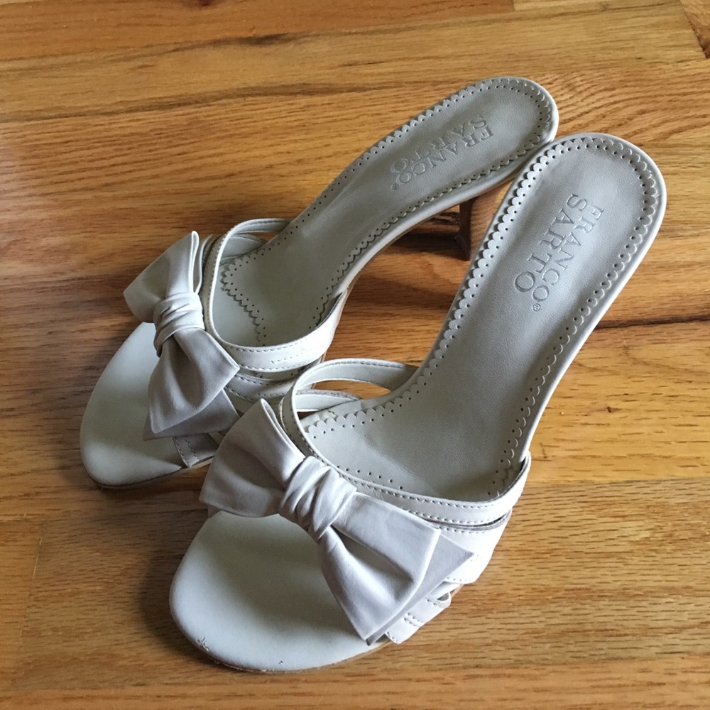 Franco Sarto bone colored heels with bow