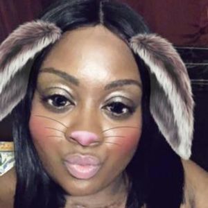 Meet your Posher, Precious