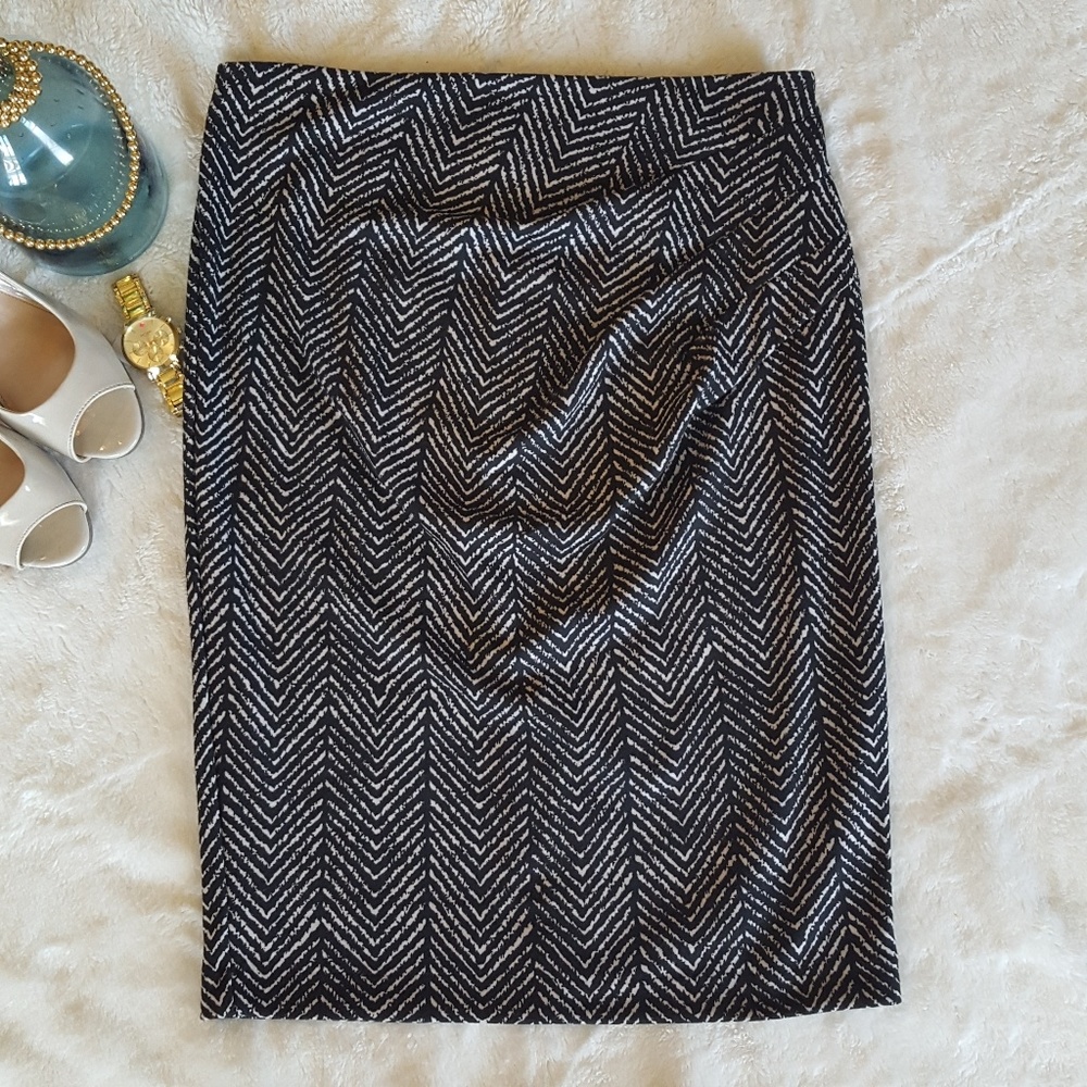 Stretch Pencil Skirt Size 6