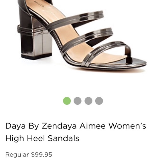 New 2017 Daya by Zendaya Aimee block heels - Picture 8 of 8