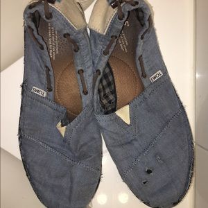 Distressed toms