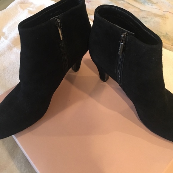 Bandolino Black Suede Booties - Picture 2 of 4