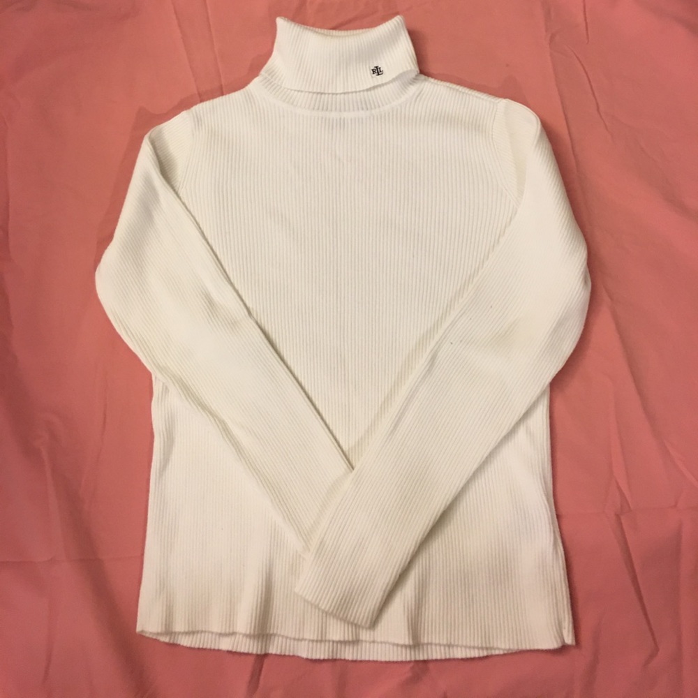 White turtle neck