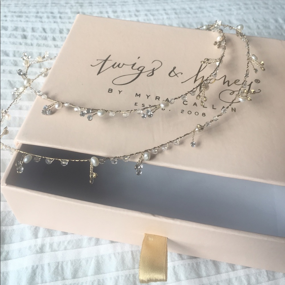 Twigs & Honey headpiece