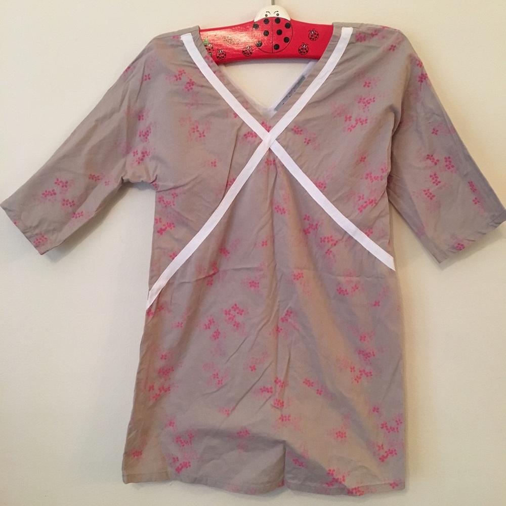 Judith lacroix floral top