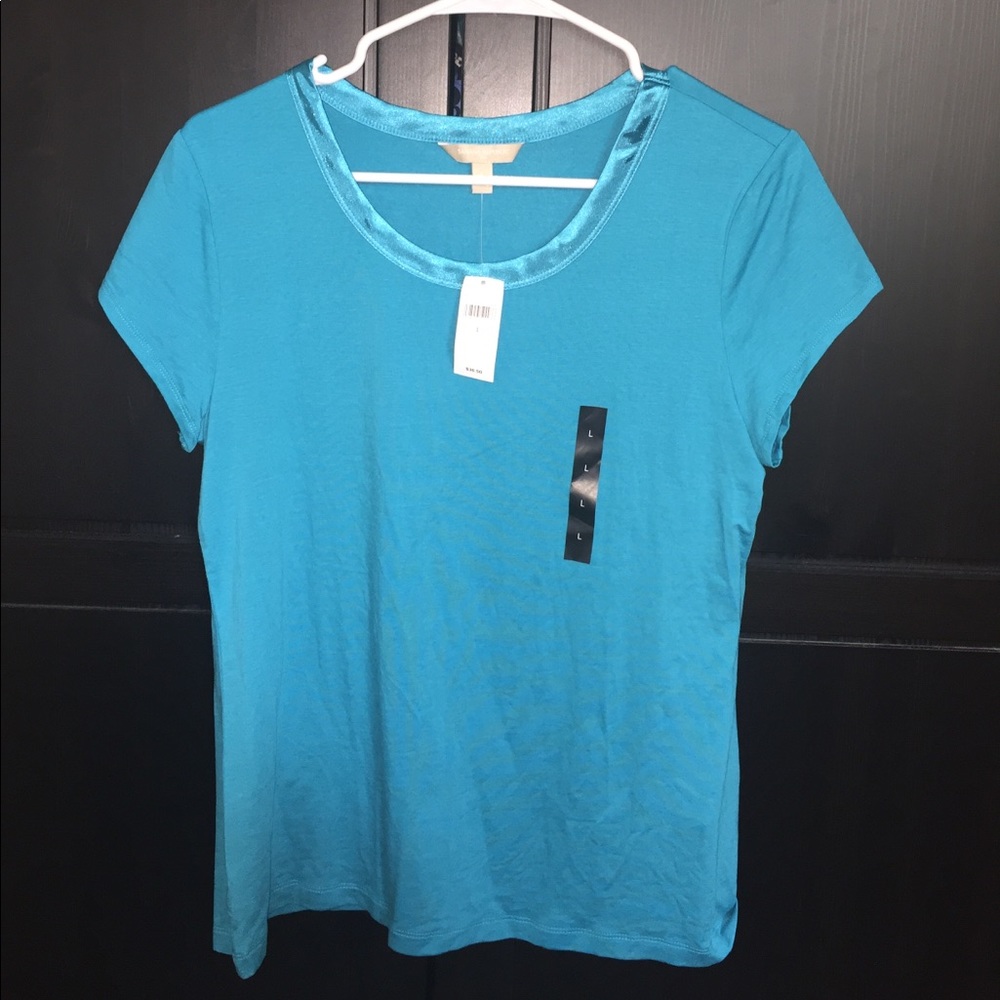 Bana Republic T shirt