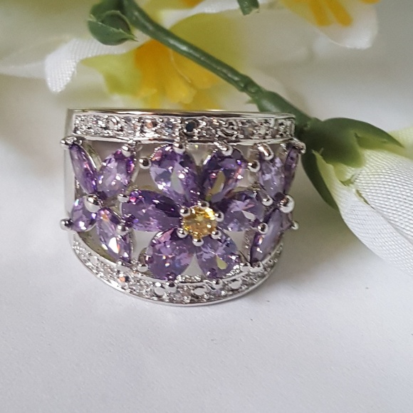 Gorgeous Genuine Amethyst and Citrine Ring - Picture 3 of 8