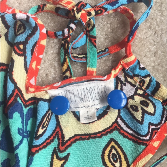 *Like NEW* Aztec Razor Back Tank Size S - Picture 4 of 4