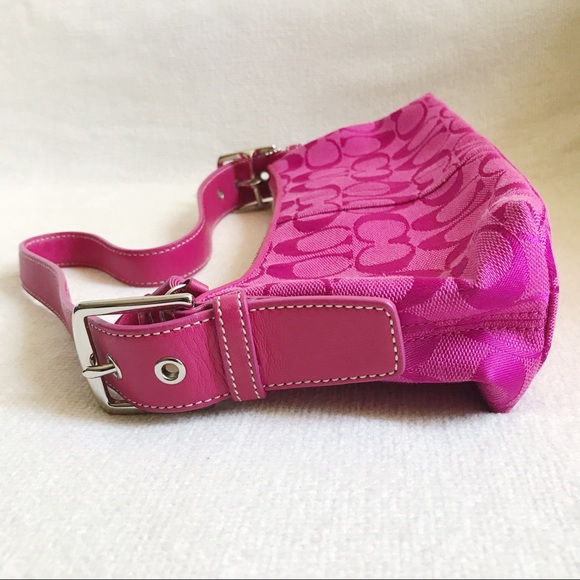 *PRICE DROP!!* Coach Pink Signature Shoulder Bag - Picture 3 of 7