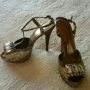 Brand New Vince Camuto Never Worn