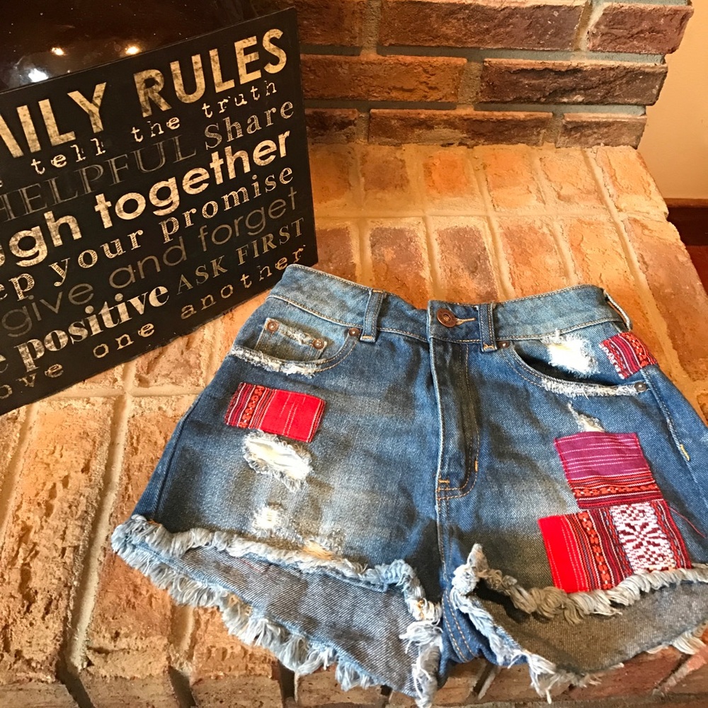 Mom Shorts with Patches