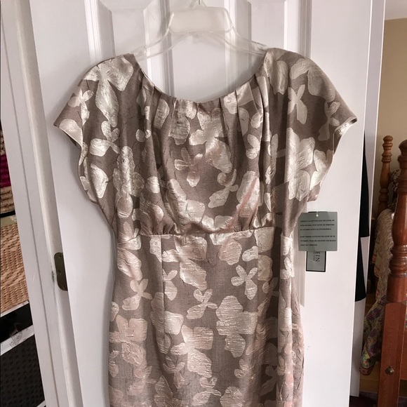 Anne Klein Dresses & Skirts - Anne Klein New York Dress Size 8 NWT