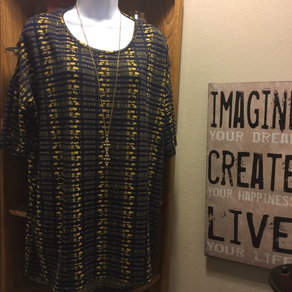 LuLaRoe 🦄Navy Blue Irma 🌻 Sz. L - NWT - Picture 2 of 4