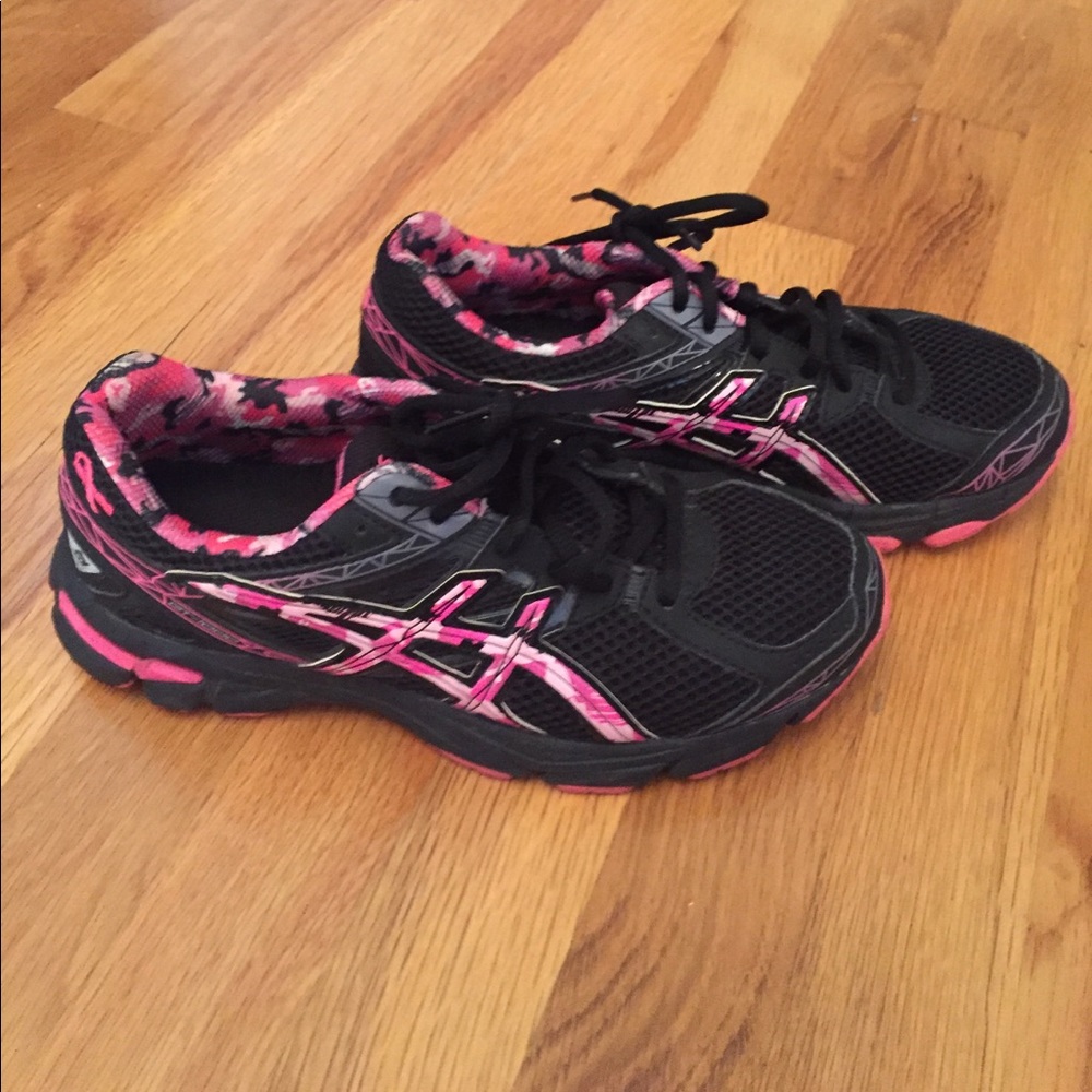 Asics GT 100 running sneakers limited edition