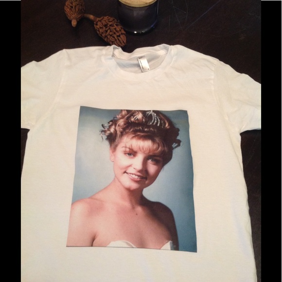 American Apparel Tops - Laura Palmer TWIN PEAKS tee💕🌲