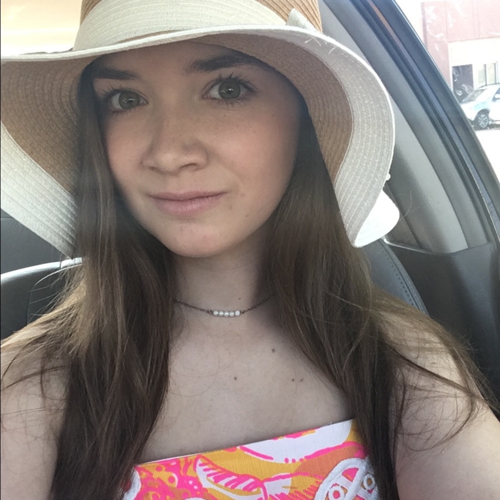 MEET YOUR POSHER-- KATE