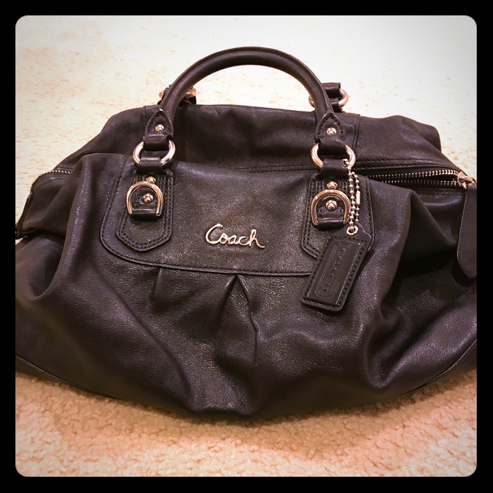 ✨AUTHENTIC✨ Coach purse
