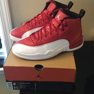 Gym red/white air Jordan 12 retro