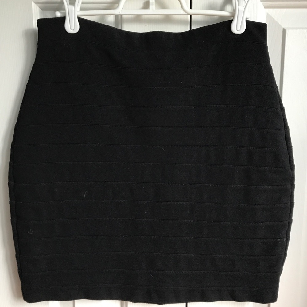 Express Black Bandage Pencil Skirt - Size 6