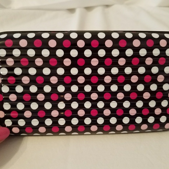 RFID Plastic Hard Case Wallet - Pink/White Dots - Picture 2 of 6