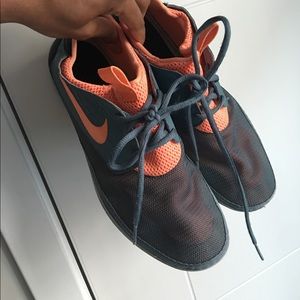 Rare Nike Solarsoft Moccasins