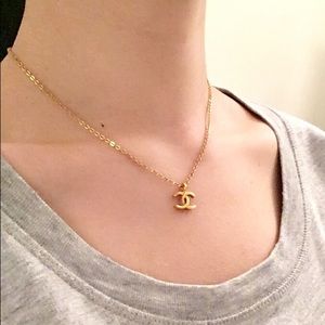 Vintage Chanel mini cc mark chain necklace