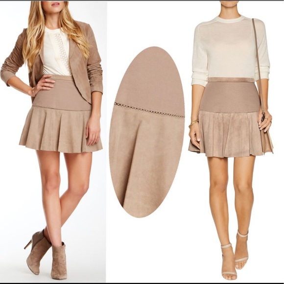 SOLD - Picture 4 of 6