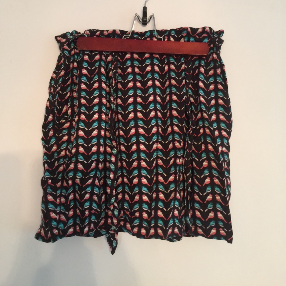 Straight skirt; blue and pink bird detail