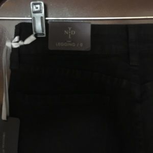 NWT black legging jeans sz 0 NYDJ