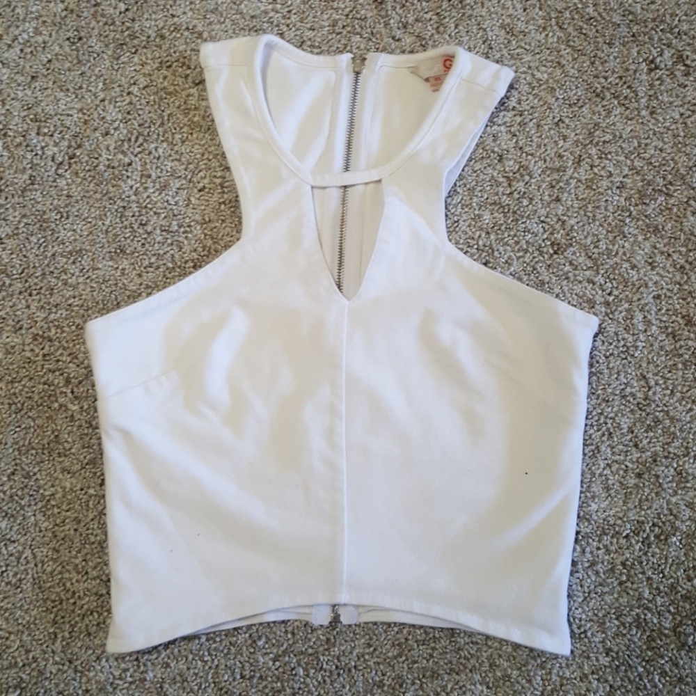 Guess crop top
