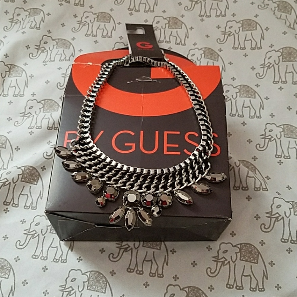 Guess necklace
