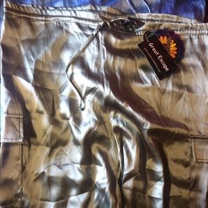 Great Escape Kids sz L-14 Green Satin Cargo Pants