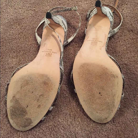 Worn once cute heels by Ann Taylor - Picture 2 of 2