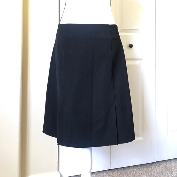 Free with purchase Parallel Black A-Line Professional Skirt - Picture 1 of 4
