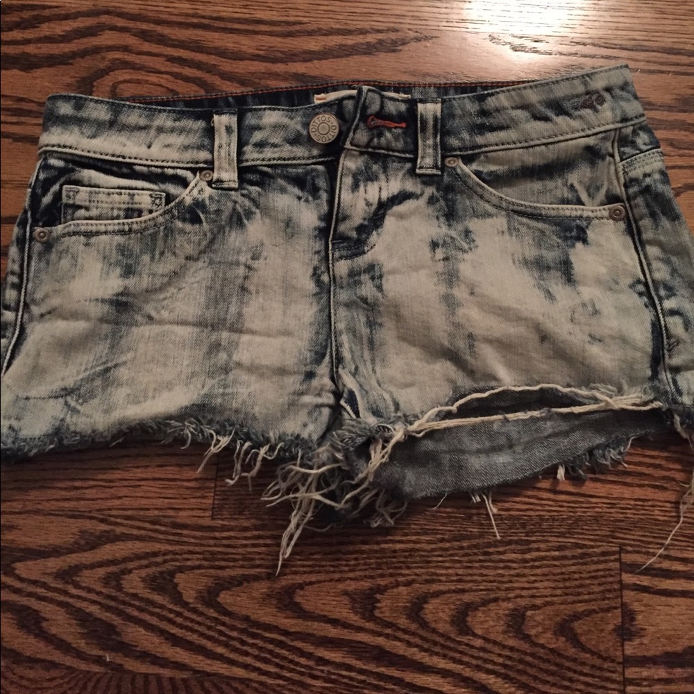 Distressed jean shorts