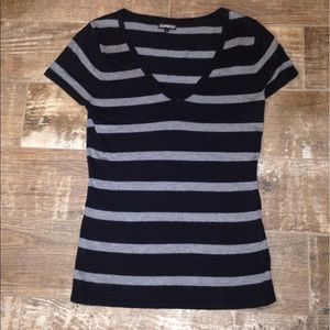 EUC Express short sleeve top Size Med