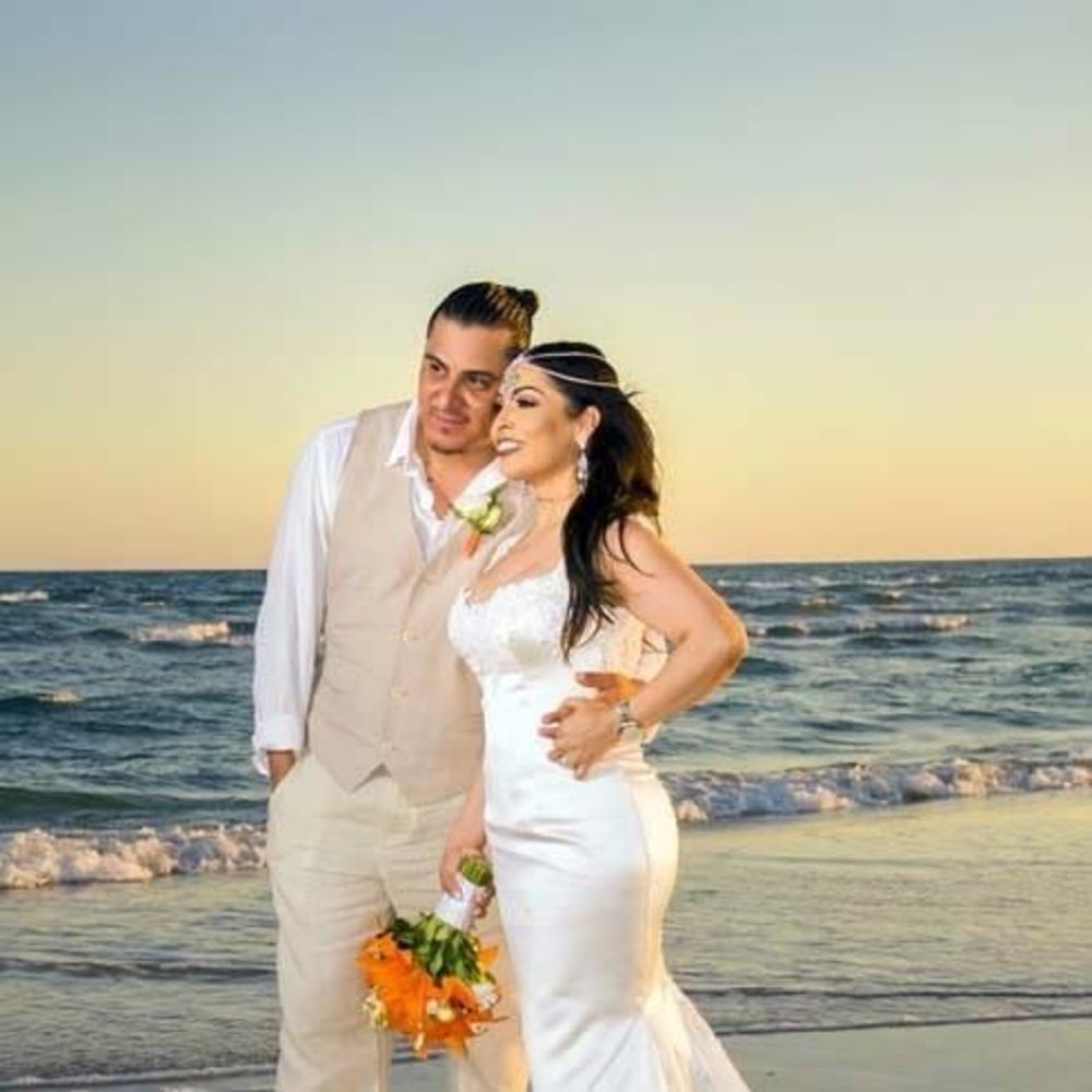 Meet your Posher, Rene antonia