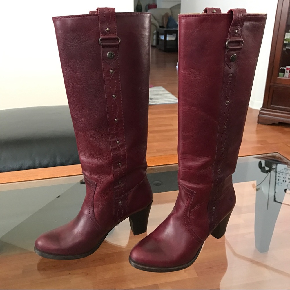 HOLD PRICE FIRM Frye Fiona Stitch Pull On Boots