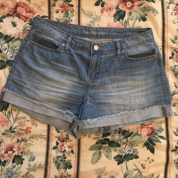 NWOT CK Jean Shorts - Picture 4 of 4