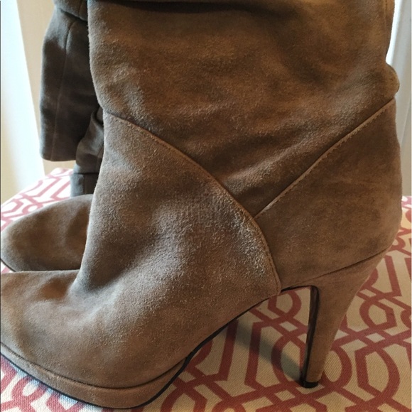 Fantastic suede boots! - Picture 4 of 4