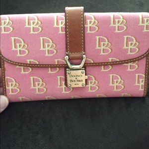 Dooney & Bourke Buckle Wallet