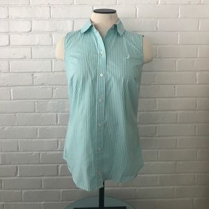 Woman's Small Nautica Sleeveless Button Down